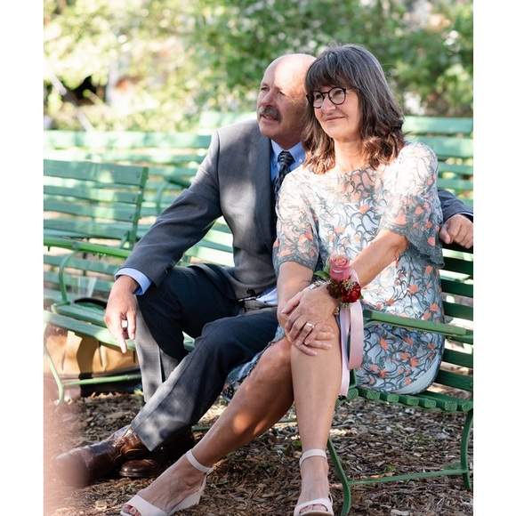 Welcome to my closet! ❤️🌎♻️ - Picture 8 of 14